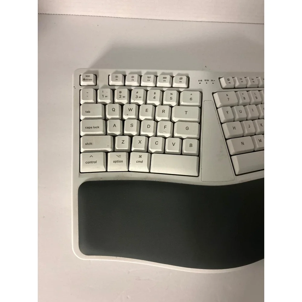 Macally BTERGOKEY Wireless Bluetooth Ergonomic Keyboard White Untested As-Is